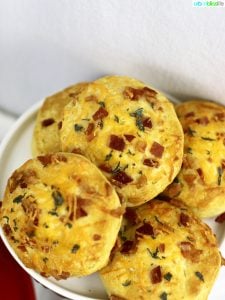 Bacon, Cheddar, and Herb Biscuits perfect for breakfast & brunch. Recipe on UrbanBlissLife.com