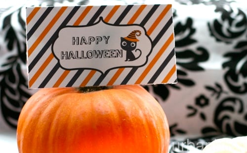 Halloween Favor Bag Labels Free Printable by Urban Bliss