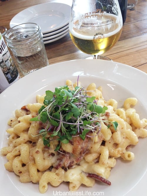 Portland to Hood River: mac and cheese at pfriem