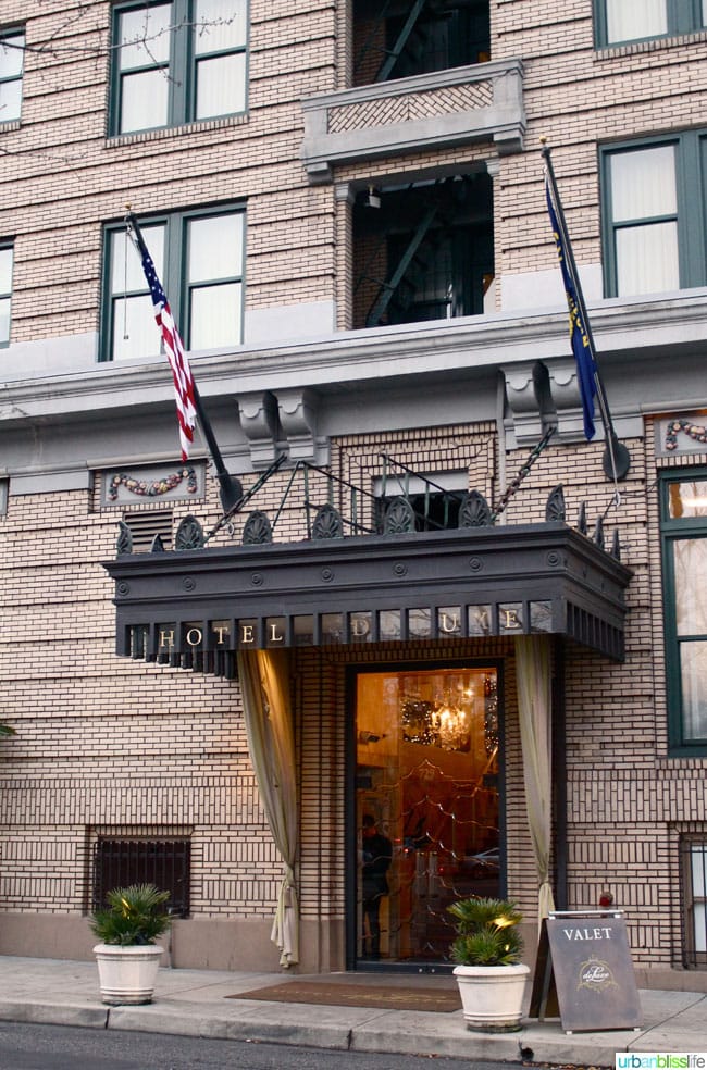 Hotel deLuxe Portland, Oregon | UrbanBlissLife.com