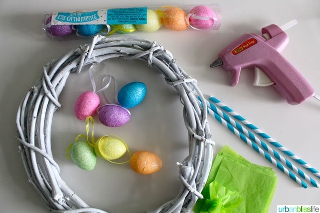 Quick & Easy DIY Easter Wreath