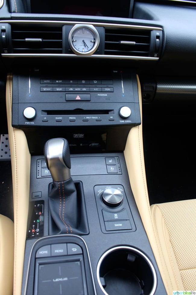 Lexus RC 350 F Sport interior