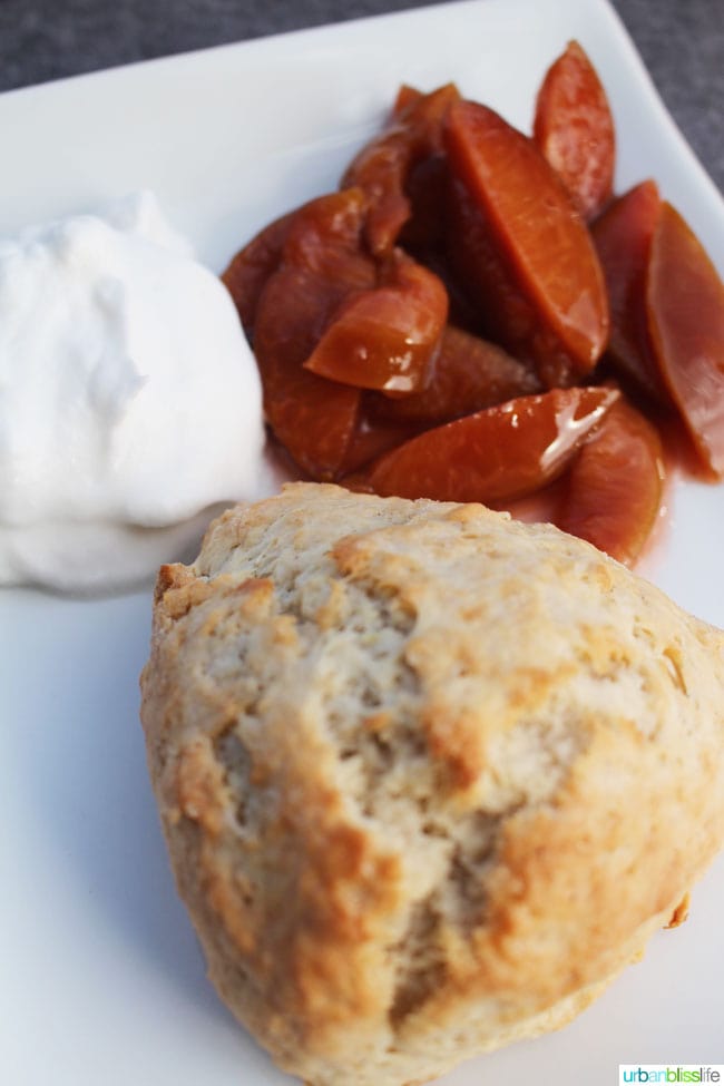 scone and plums