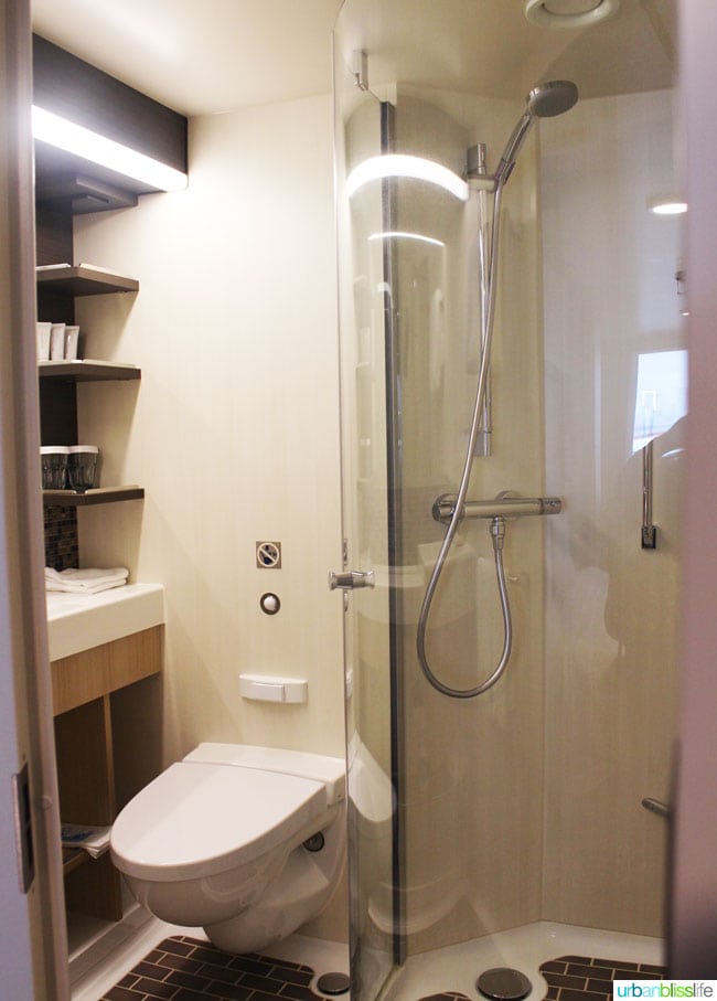 Royal Caribbean Anthem of the Seas Review - Shower