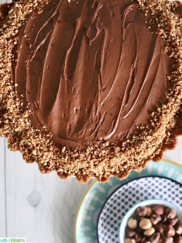 Decadent Delicious Hazelnut Chocolate Pie recipe on UrbanBlissLife.com