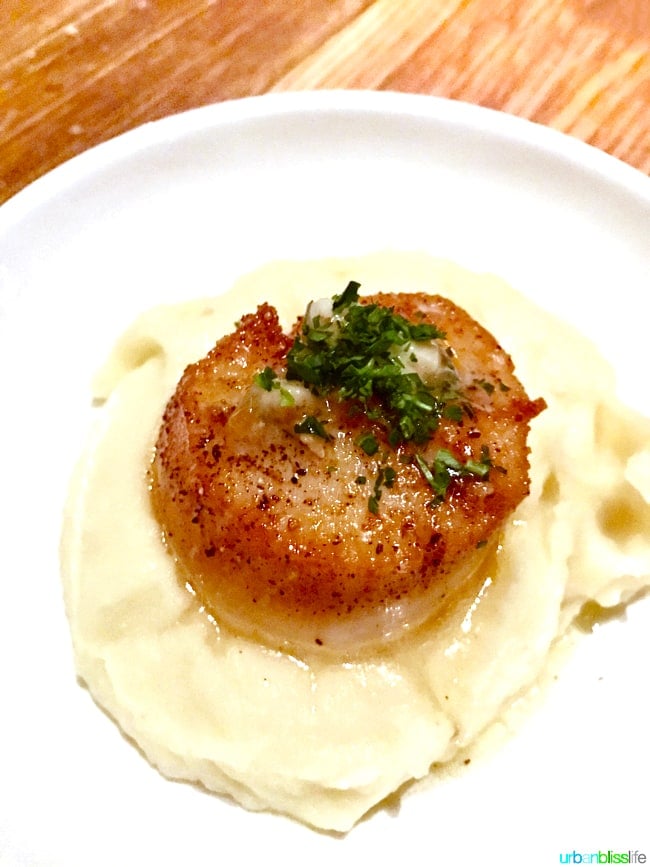 Where to Eat in Kauai: scallops at Bar Acuda