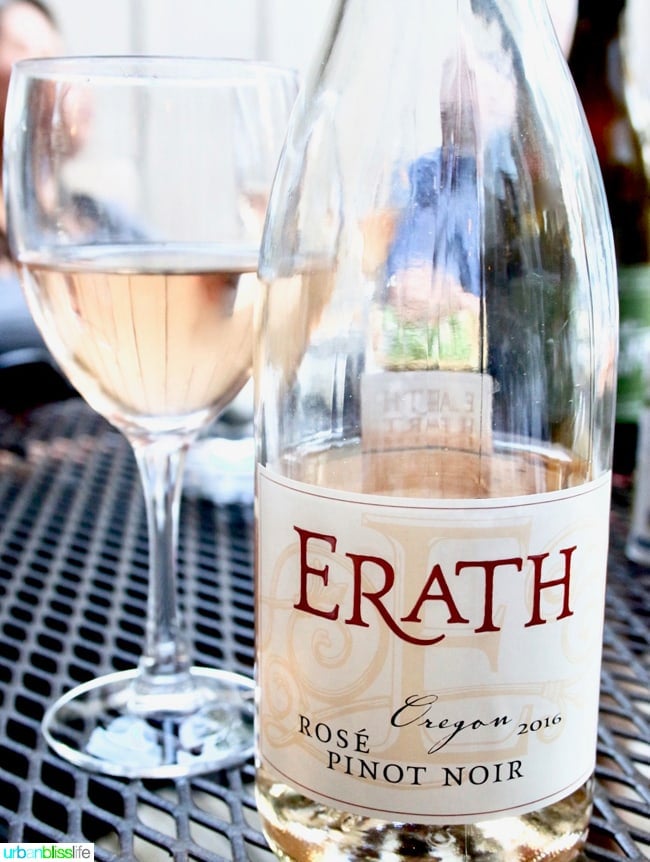 10 Wines to Serve at your Next BBQ on UrbanBlissLife.com