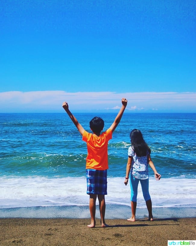 kids on pacific ocean beach