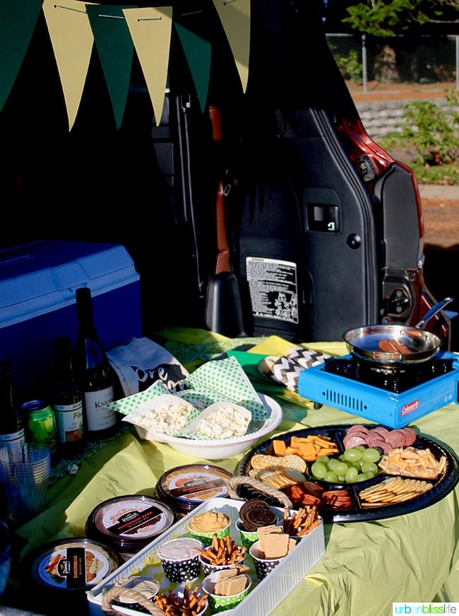 food for the ultimate tailgating party on UrbanBlissLife.com