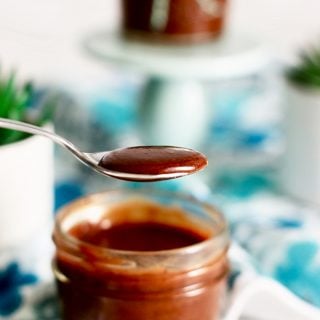 Homemade Nutella recipe on UrbanBlissLife.com