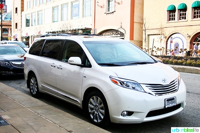 Holidays in the Heartland: test driving the Toyota Sienna in Kansas, on UrbanBlissLife.com