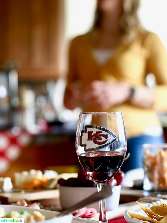 NFL wine glass. Tips for Making Your Homegating Party a Touchdown! Ideas and Recipes on UrbanBlissLife.com