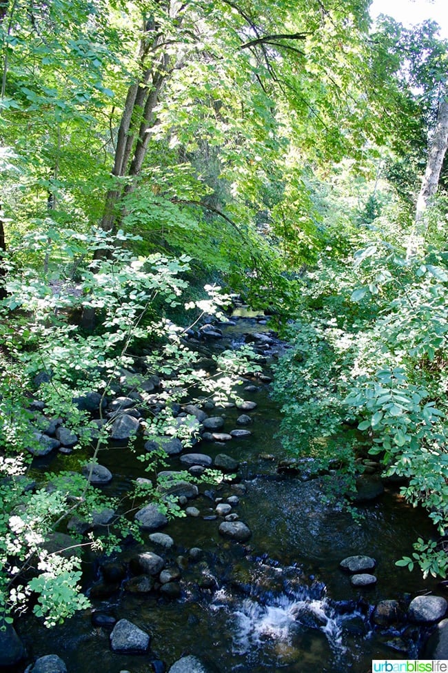 Ashland Oregon Travel Guide - Lithia Park