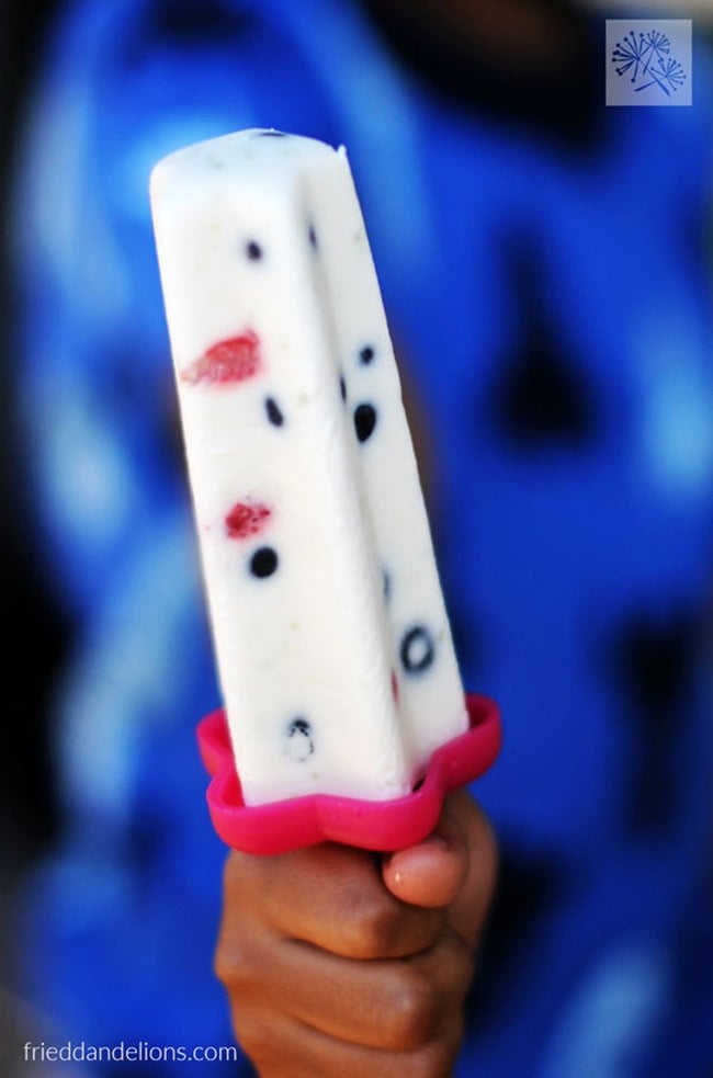 Patriotic firecracker popsicles