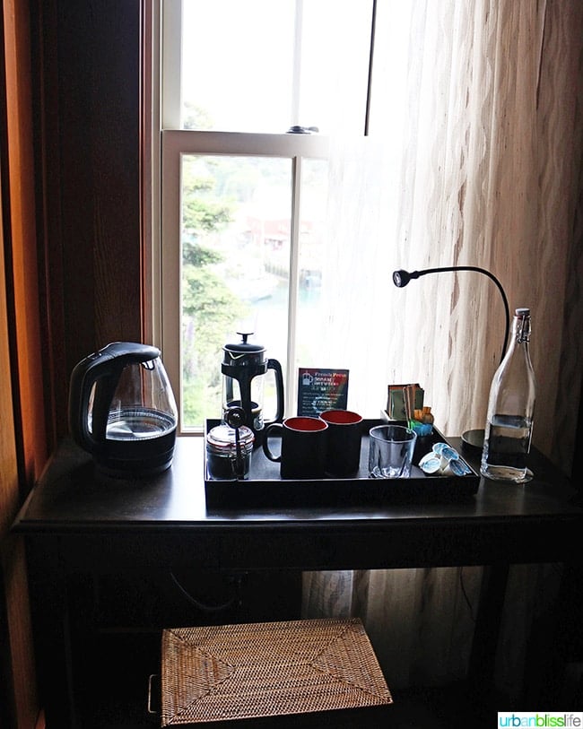 coffee desk at Noyo Harbor Inn Fort Bragg, California.