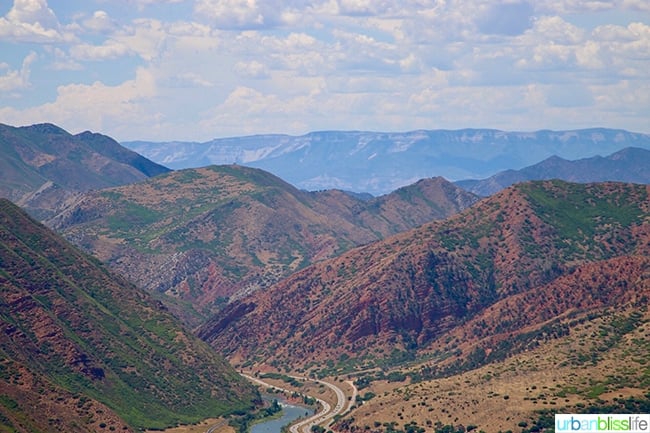 Colorado road trip - mountain valley