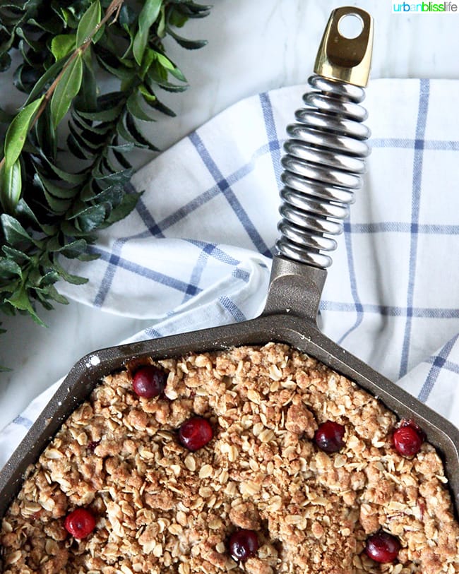 apple cranberry crisp