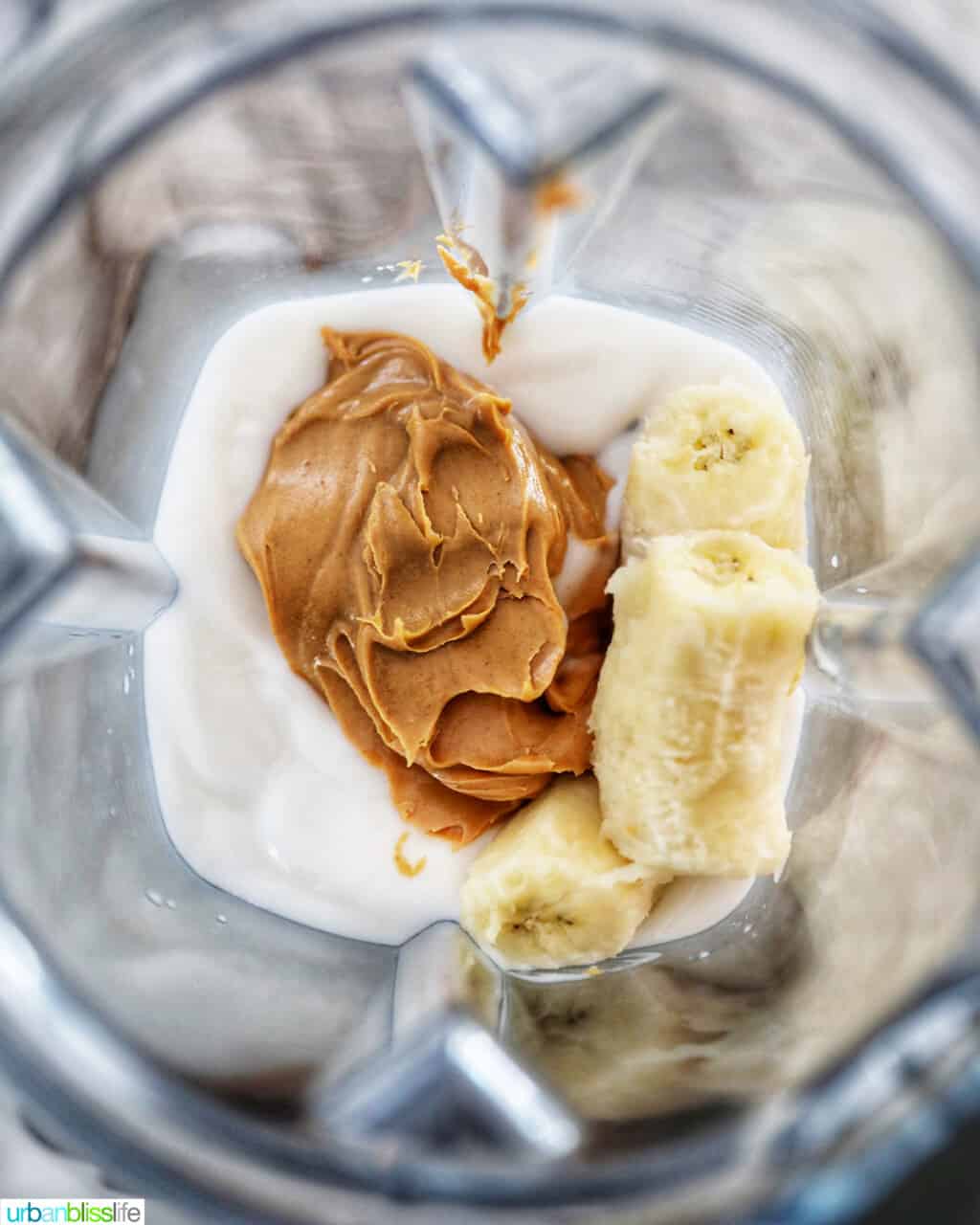 https://urbanblisslife.com/wp-content/uploads/2019/01/Frozen-Peanut-Butter-Dog-Treats-ingredients-in-blender-1024x1280.jpg