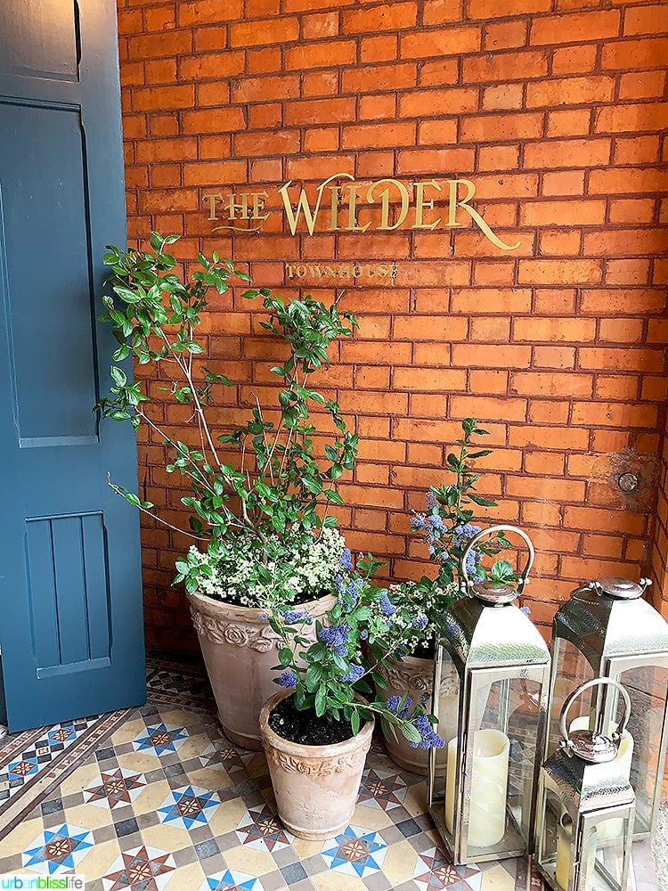 foyer flowers at Wilder Townhouse