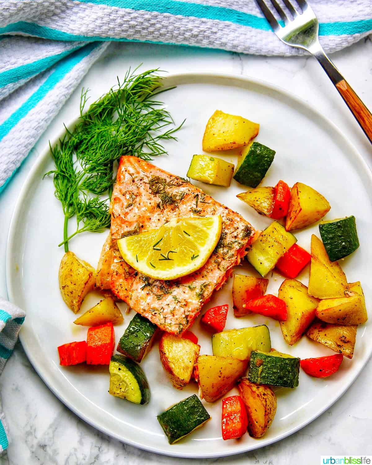 sheet pan salmon and vegetables.