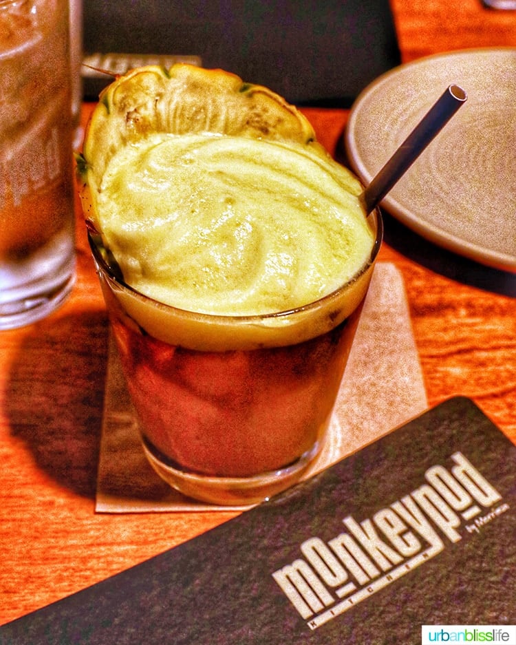 Best places to eat in Maui: Best Mai Tai at Monkeypod Kitchen in Maui