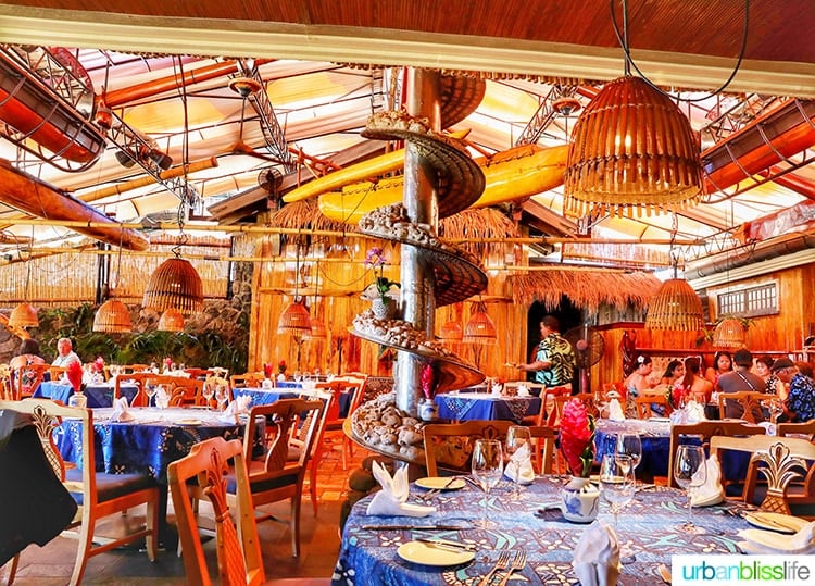 Best places to eat in Maui: Interior of Mama's Fish House in Maui