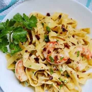 One-Pan Bacon Shrimp Pasta