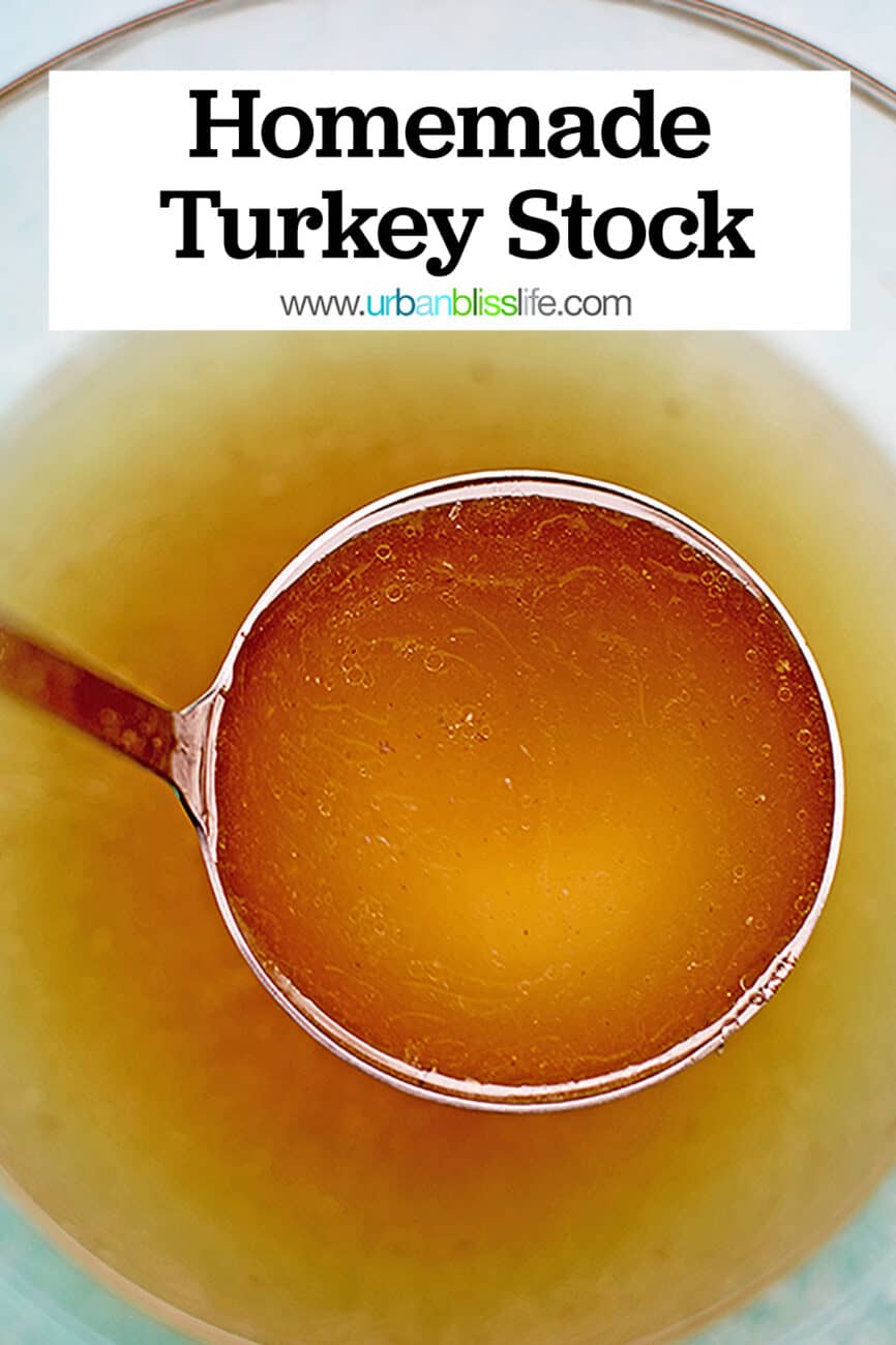 Easy Homemade Turkey Stock