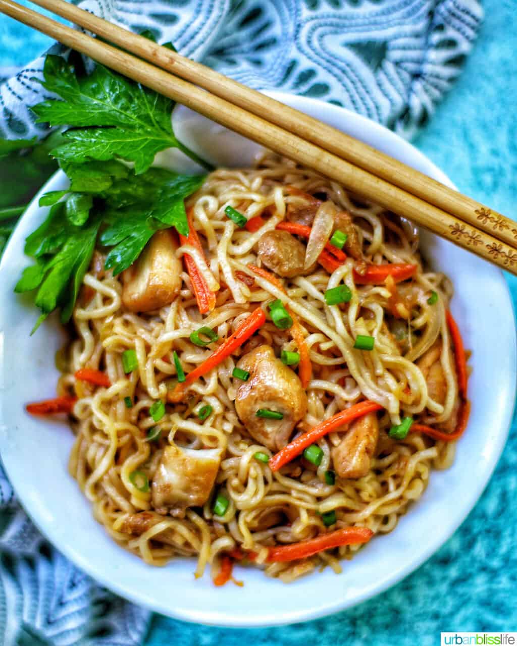 chicken yakisoba noodles