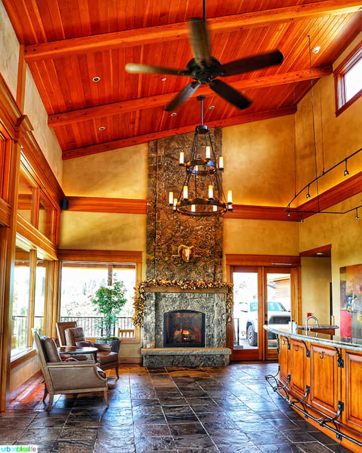 Oregon Wine Tasting Guide: Dundee Wineries - Urban Bliss Life