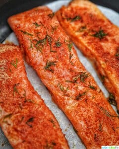 salmon fillets cooked in the air fryer