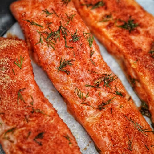 salmon fillets cooked in the air fryer