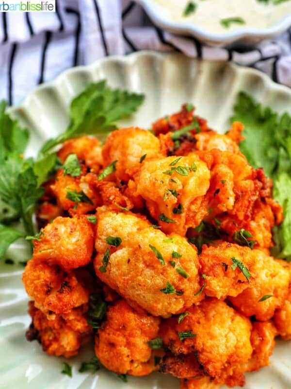 crispy air fryer buffalo cauliflower