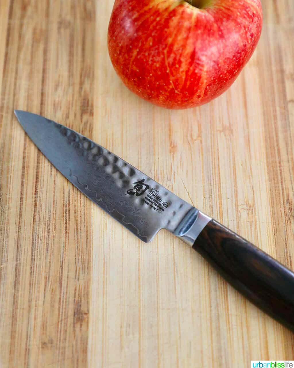paring knife with apple