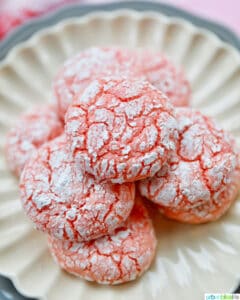 strawberry crinkle cookies on a plate