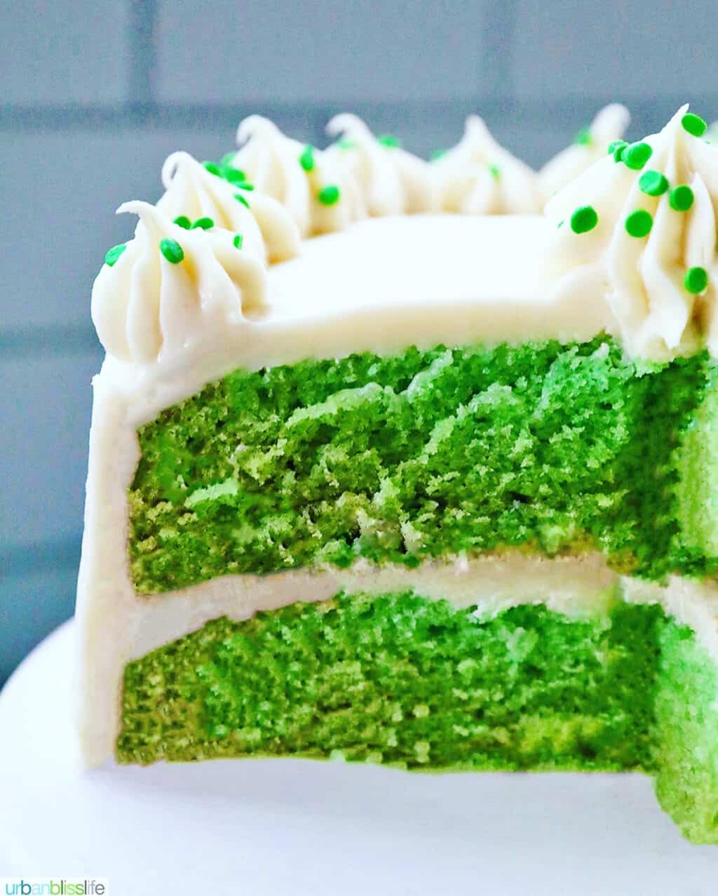 Green velvet cake