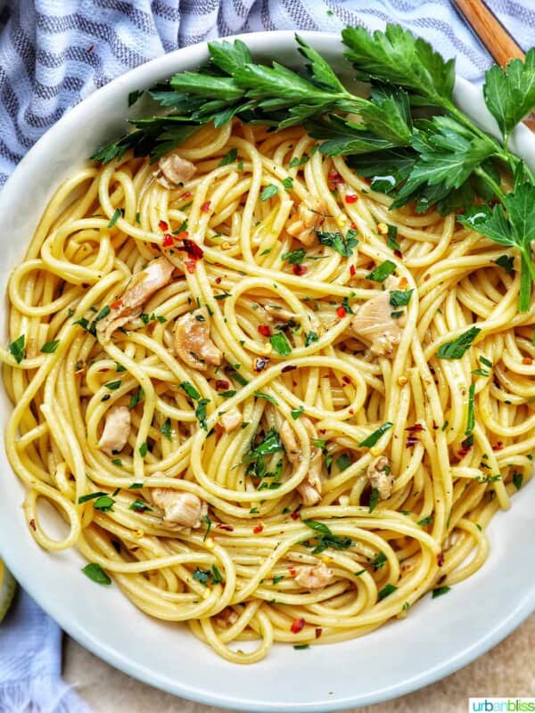 bowl of pasta with clams and white wine sauce