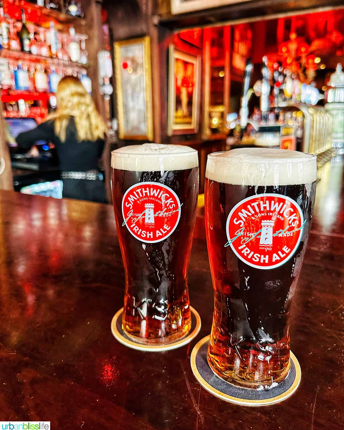 smithwicks beers at left bank bar in kilkenny, ireland