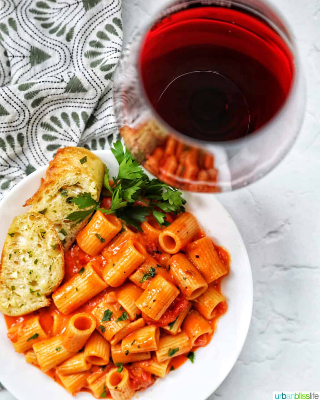 Rigatoni with Vodka Sauce - Urban Bliss Life