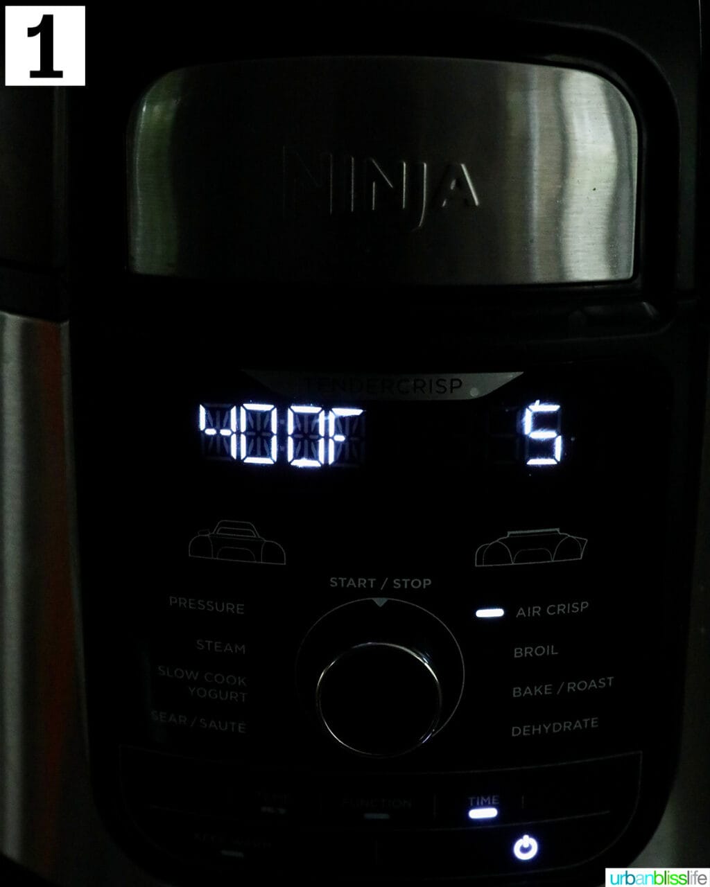 ninja air fryer set to 400 degrees for 5 minutes.