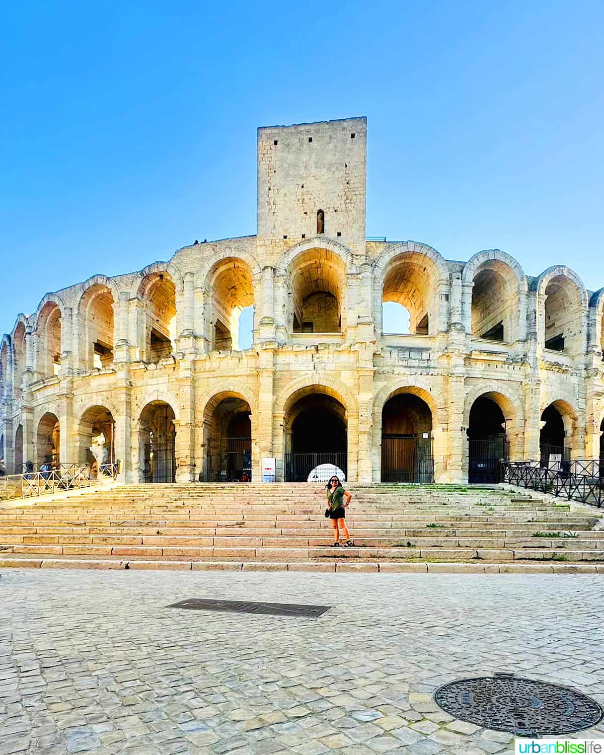 marlynn Jayme Schotland in front of arles amphitheater 