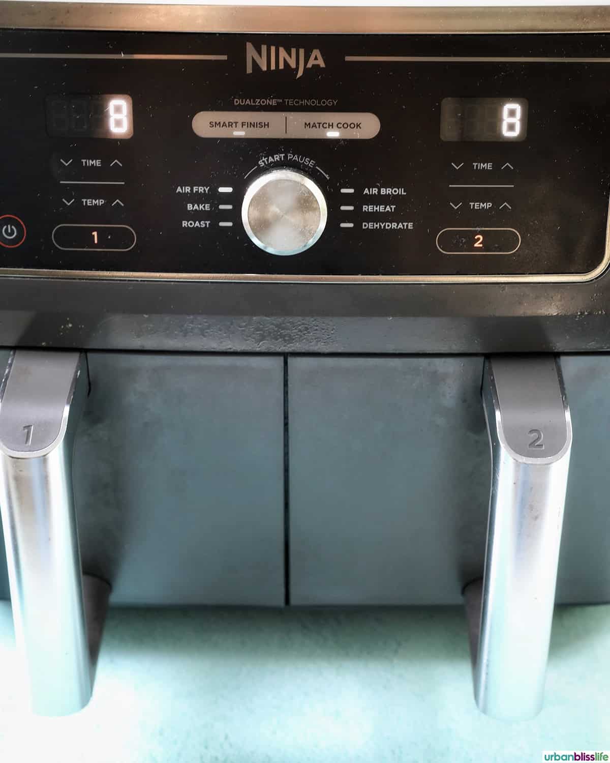 air fryer set to air fry for 8 minutes.