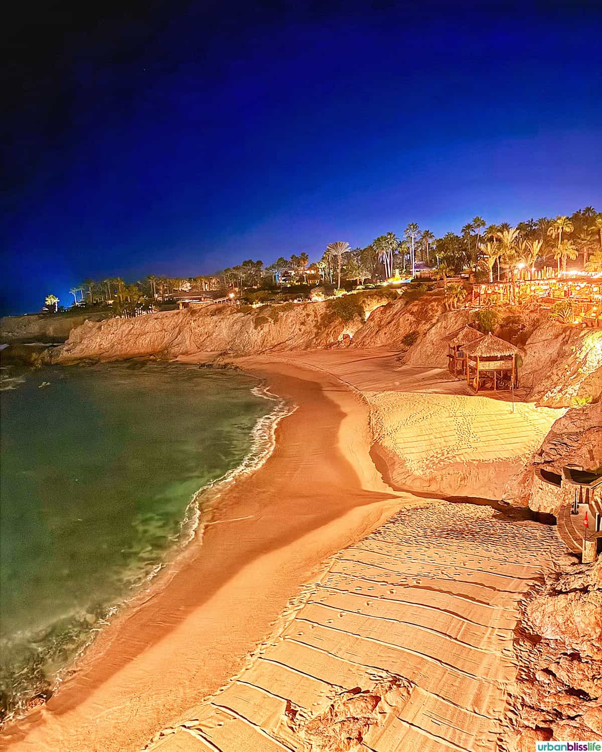 beach at Cocina del Mar restaurant.