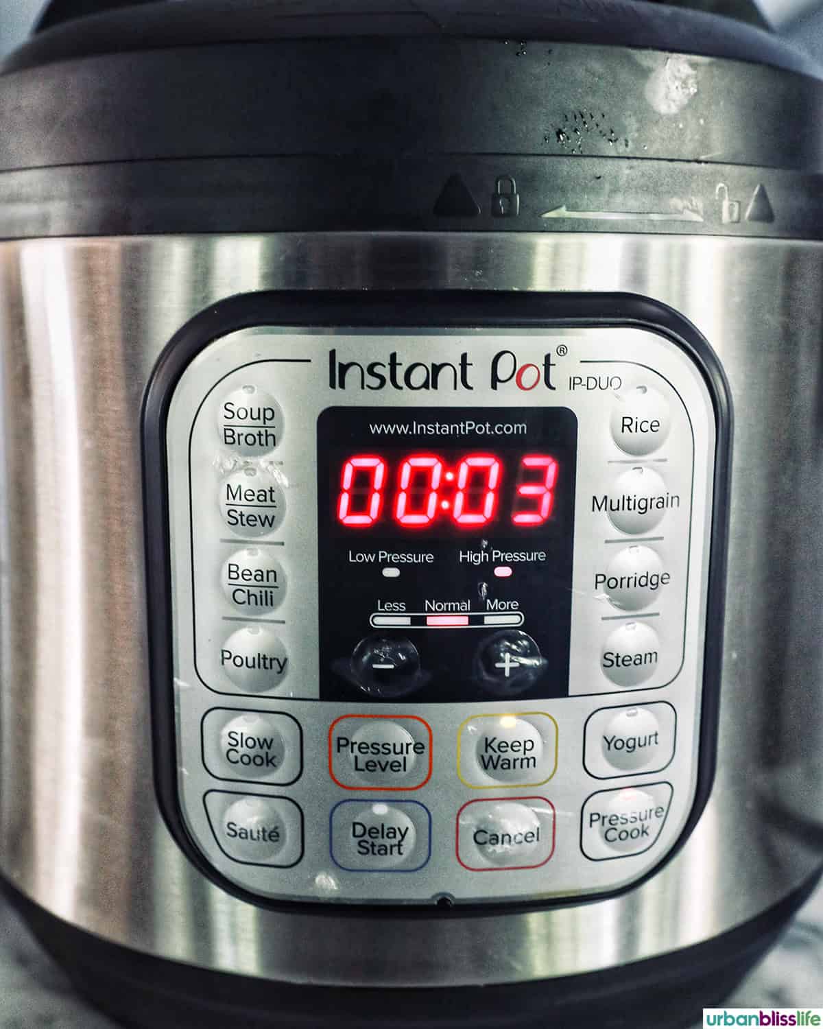 Instant Pot set to pressure cook for 3 minutes.